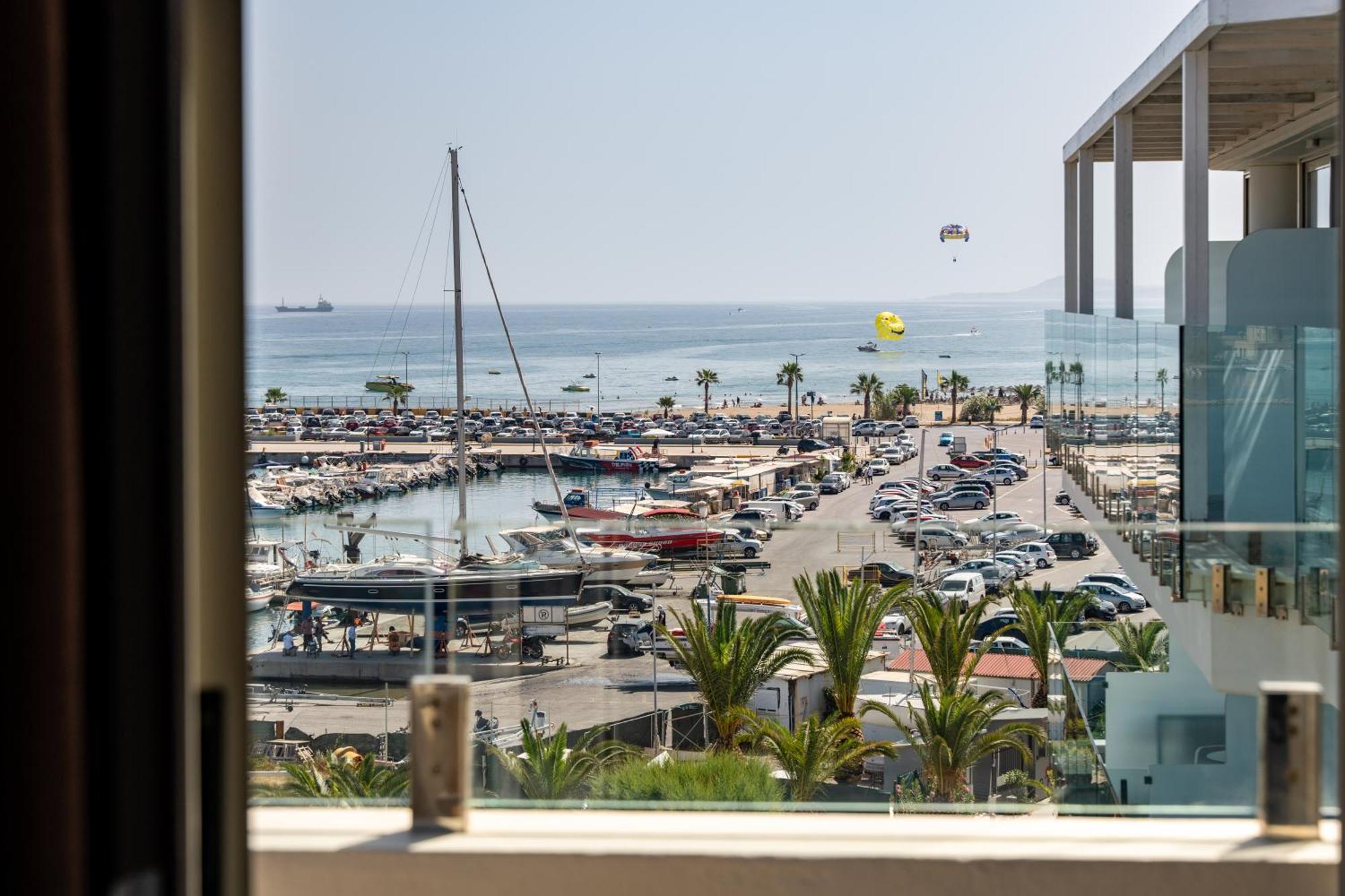 Hotel Kyma 5*